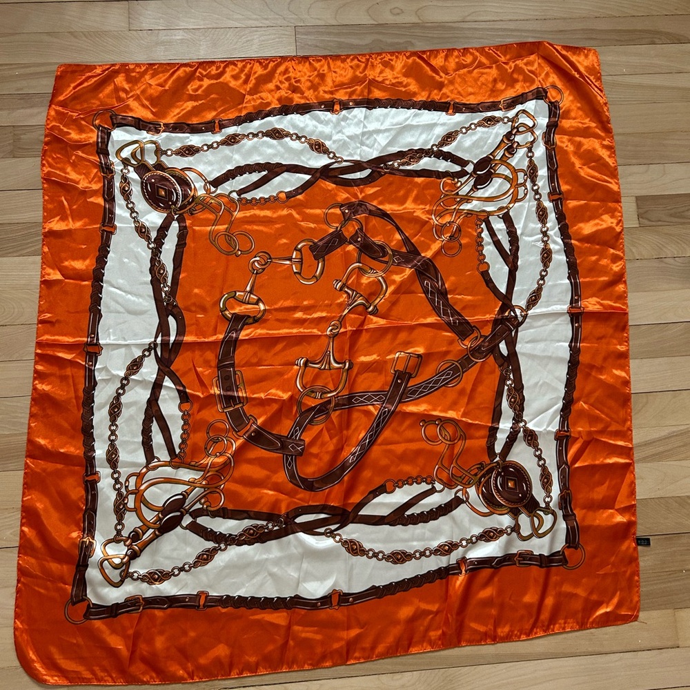 Orange and White detailed Scarf - Picture 2 of 2